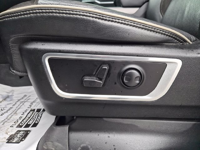 Used 2023 RAM 1500 Laramie AWD/4WD image 16