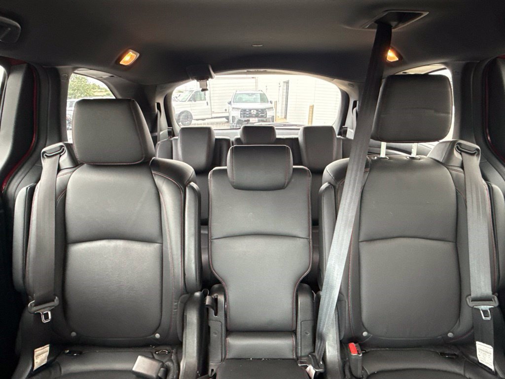 Used 2024 Honda Odyssey Sport image 12