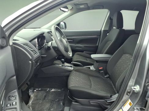 Used 2024 Mitsubishi Outlander Sport ES AWD/4WD image 4