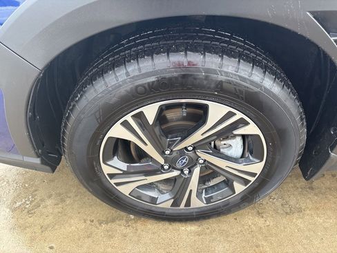 Used 2024 Subaru Crosstrek 2.0i Premium image 12