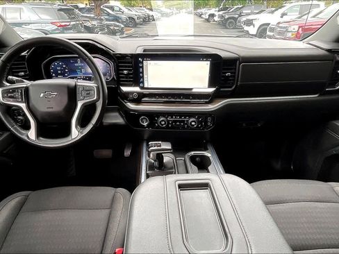 Used 2022 Chevrolet Silverado 1500 RST image 15