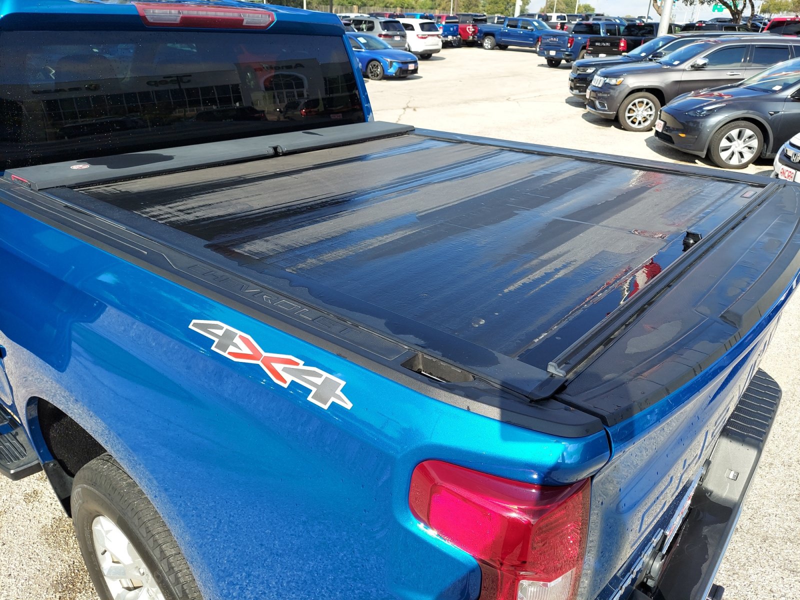 Used 2022 Chevrolet Silverado 1500 LT w/ Protection Package AWD/4WD image 32