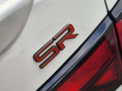 Used 2024 Nissan Sentra SR FWD image 8