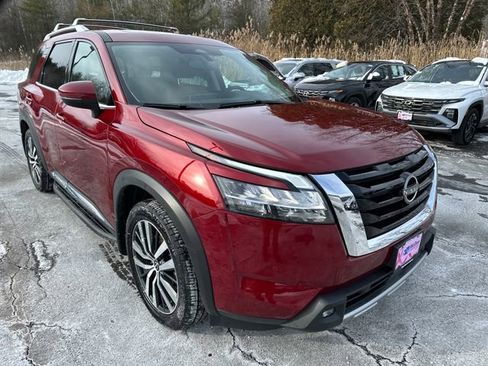 Used 2022 Nissan Pathfinder Platinum w/ Lighting Package (N93) image 7