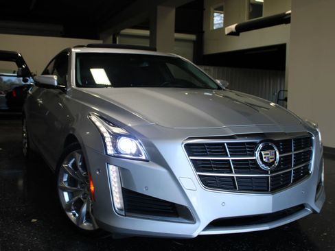 Used 2014 Cadillac CTS Performance image 1