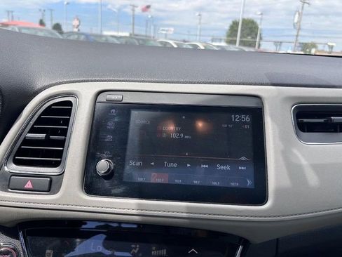 Used 2022 Honda HR-V EX image 15