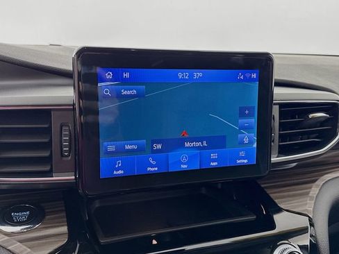 Used 2022 Ford Explorer Limited image 13