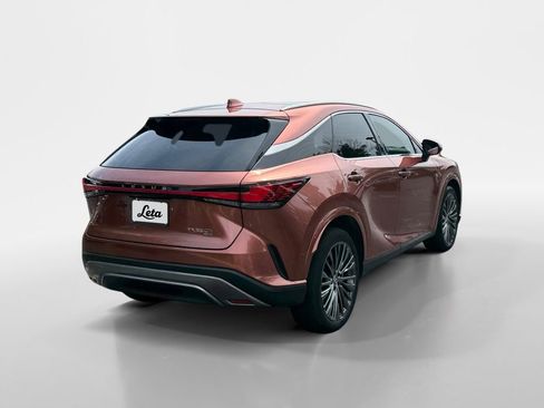 Used 2023 Lexus RX 350 w/ Accessory Package (2T) AWD/4WD image 4