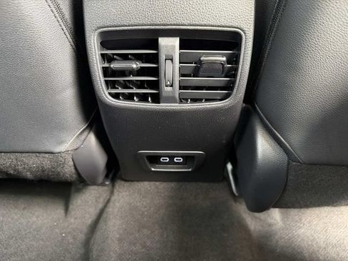 Certified 2026 Toyota Corolla Cross XLE FWD image 21