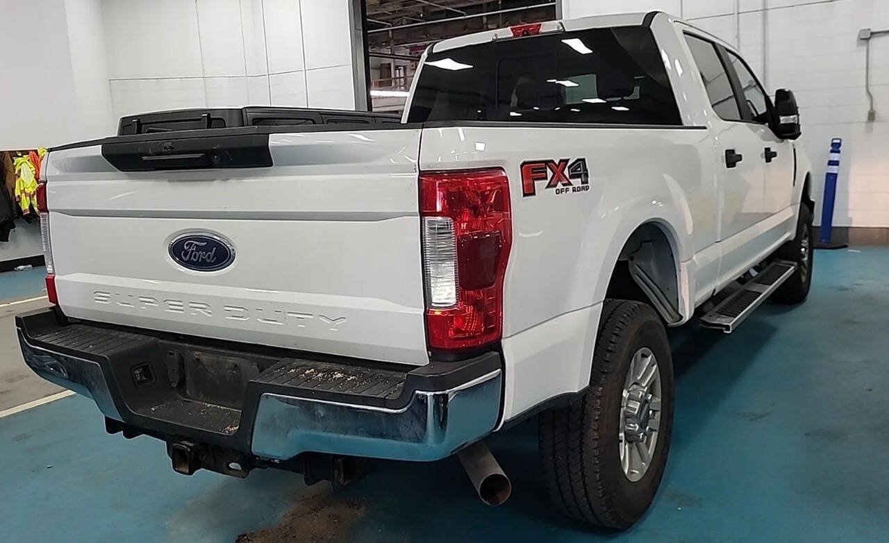 Used 2019 Ford F350 XL w/ STX Appearance Package AWD/4WD image 3
