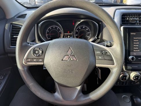 Used 2020 Mitsubishi Outlander Sport Black Edition FWD image 22