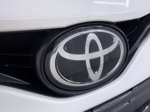 Used 2024 Toyota Camry LE FWD image 11