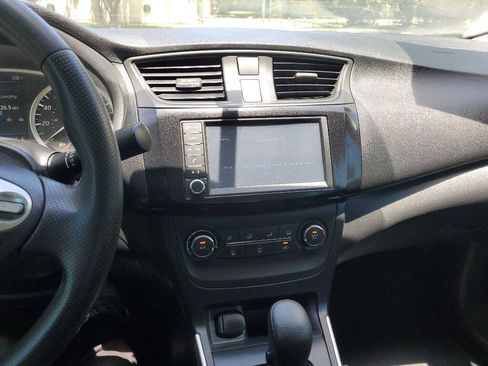 Used 2019 Nissan Sentra S FWD image 27