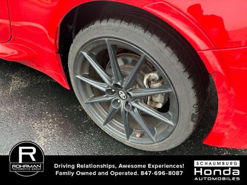 Used 2024 Toyota GR86 Premium RWD image 10