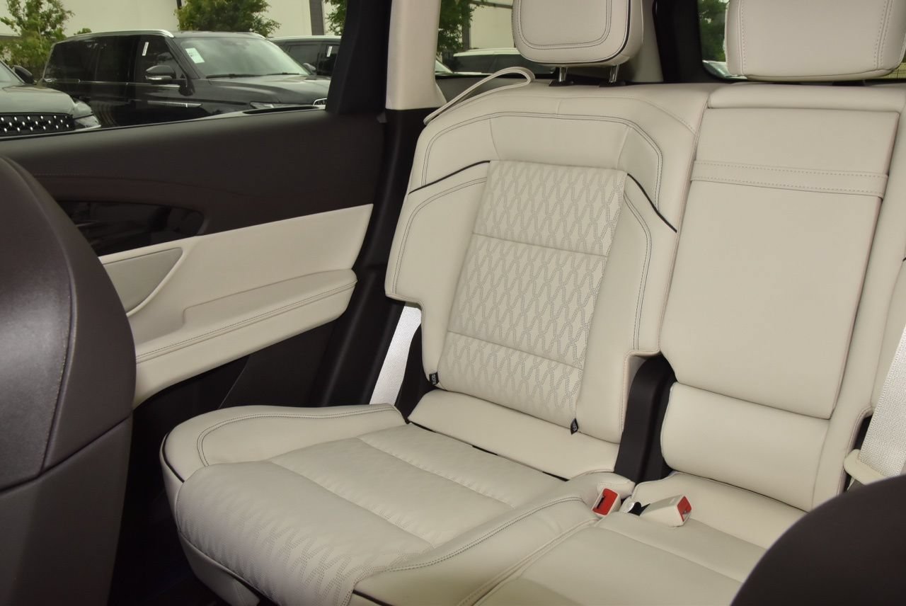New 2026 Lincoln Nautilus Black Label AWD/4WD image 19