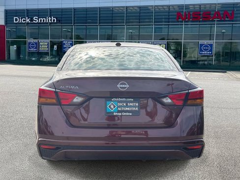 New 2025 Nissan Altima 2.5 SV image 5