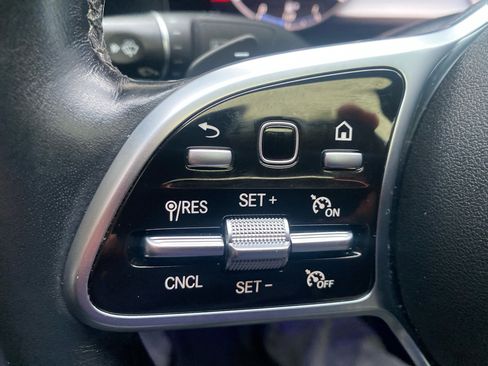 Used 2020 Mercedes-Benz E 350 4MATIC Sedan image 12