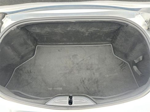 Used 2022 Aston Martin V8 Vantage Roadster image 26