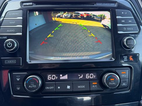 Used 2016 Nissan Maxima 3.5 S FWD image 11