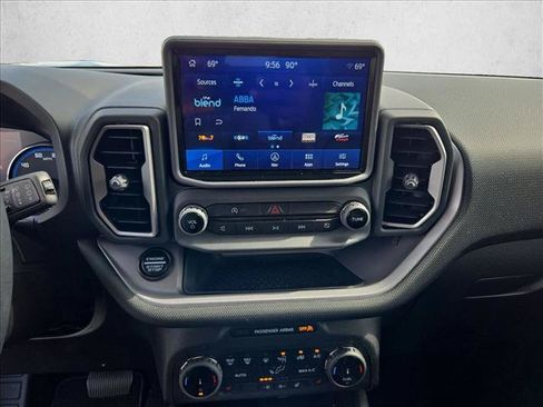 Used 2023 Ford Bronco Sport Outer Banks w/ Tech Package AWD/4WD image 14