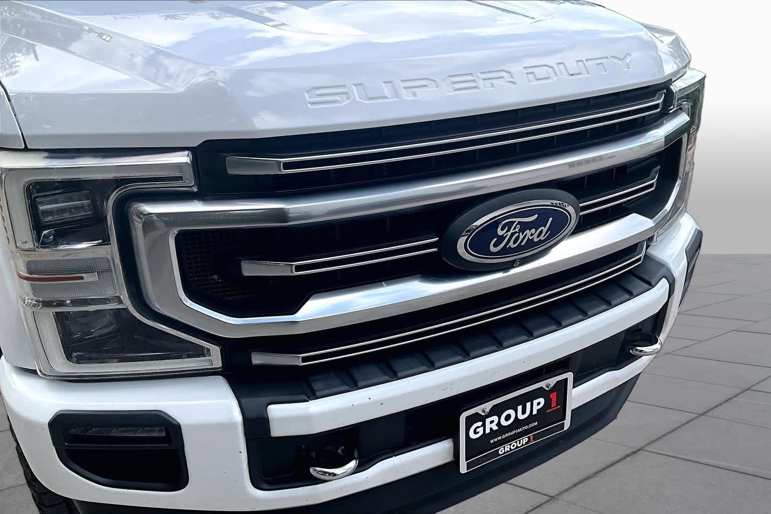Used 2022 Ford F250 Platinum w/ FX4 Off-Road Package AWD/4WD image 28