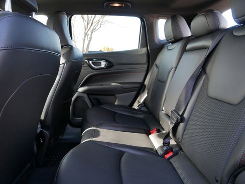 New 2026 Jeep Compass Trailhawk w/ Sun, Sound & Navigation Group image 10