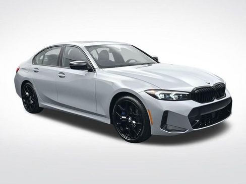New 2026 BMW 330i Sedan w/ M Sport Package image 2