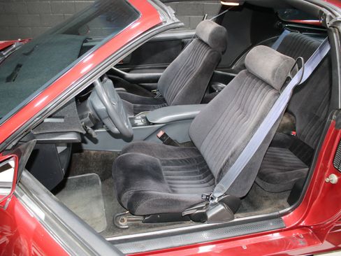 Used 1990 Pontiac Firebird Trans Am RWD image 55