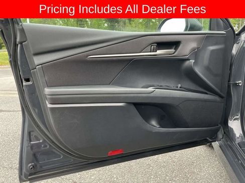 Used 2025 Toyota Camry LE FWD image 17