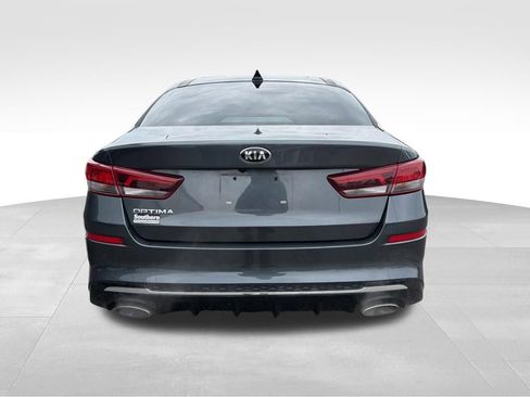 Used 2020 Kia Optima SE image 4
