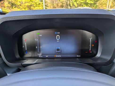 New 2025 Ford Maverick XL w/ Equipment Group 101A image 11