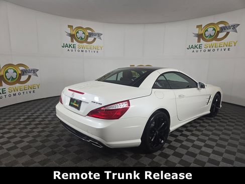 Used 2016 Mercedes-Benz SL 550 image 9