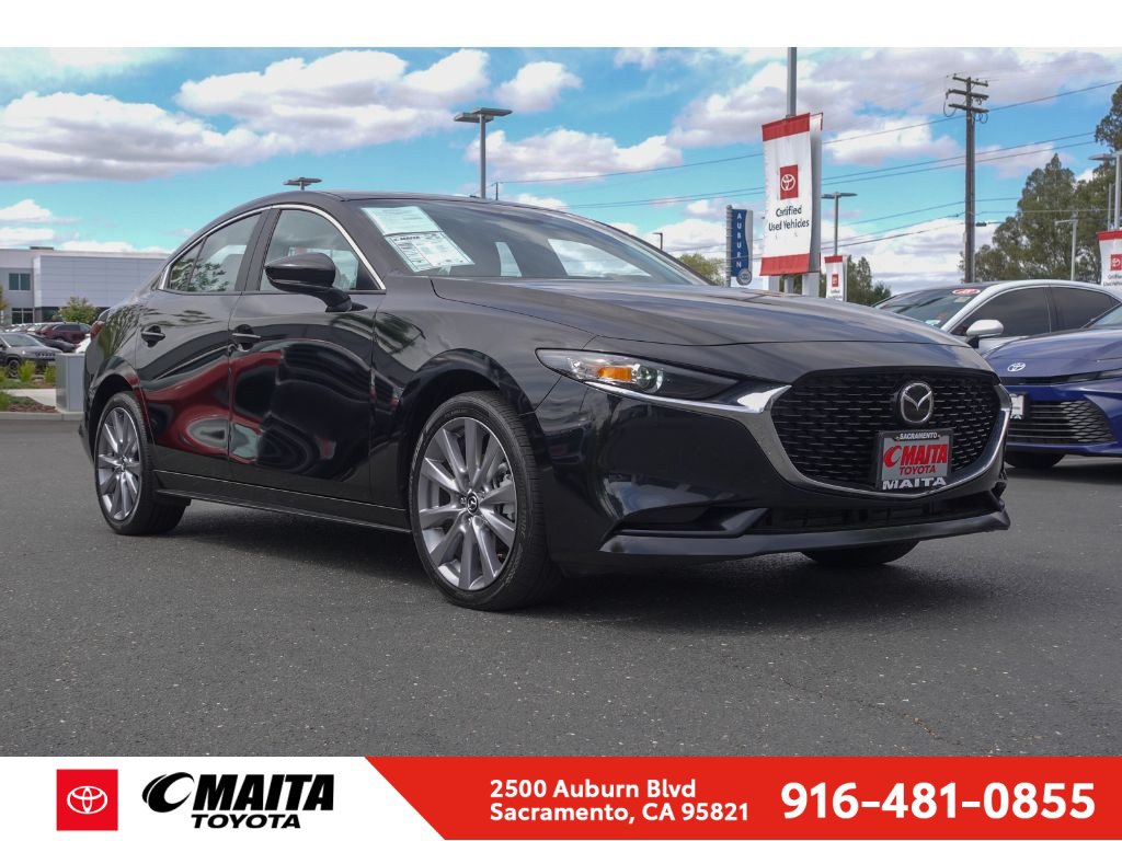 Used 2025 MAZDA MAZDA3 s FWD image 1