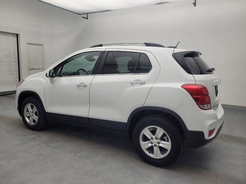 Used 2019 Chevrolet Trax LT w/ LT Convenience Package AWD/4WD image 3
