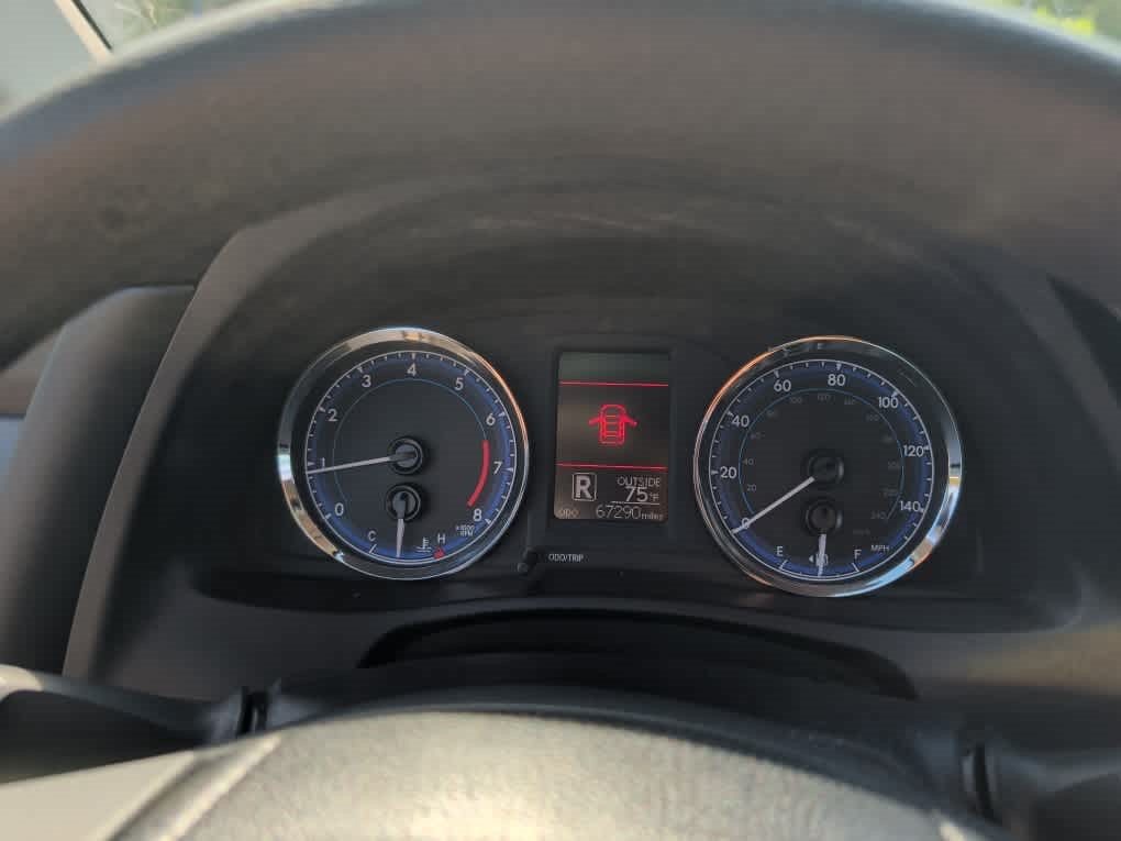 Used 2019 Toyota Corolla LE FWD image 11