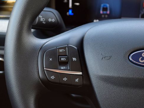 New 2026 Ford Maverick XLT image 9