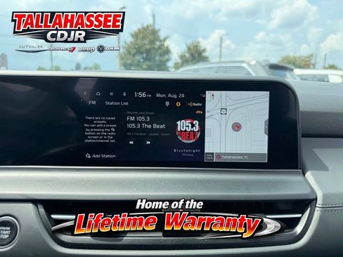 Used 2025 Kia Seltos EX w/ EX Sunroof Package FWD image 23