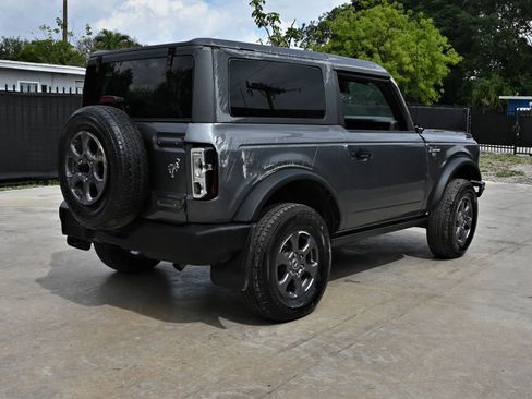 Used 2022 Ford Bronco 2-Door AWD/4WD image 3