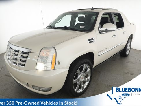 Used 2012 Cadillac Escalade EXT Premium image 1