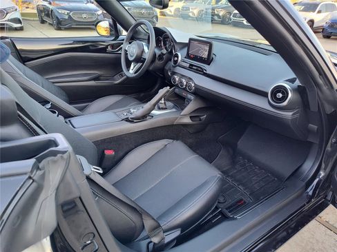Used 2022 MAZDA MX-5 Miata Grand Touring image 21