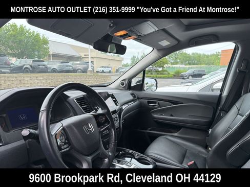 Used 2019 Honda Pilot Touring image 2