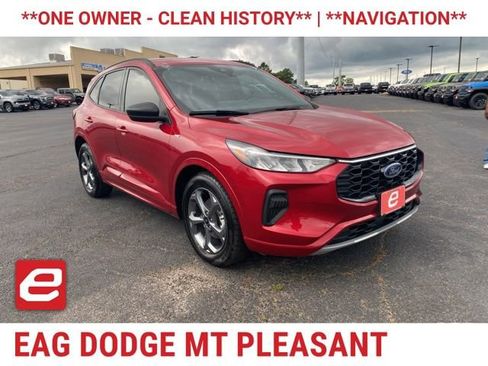 Used 2023 Ford Escape ST-Line w/ Tech Pack #1 FWD image 1
