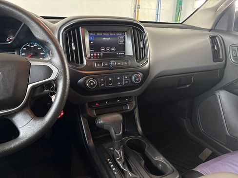 Used 2020 Chevrolet Colorado W/T w/ Custom Special Edition image 22