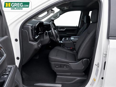 Used 2022 Chevrolet Silverado 1500 LT w/ Protection Package RWD image 10