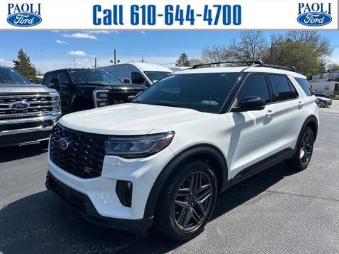 Certified 2025 Ford Explorer ST AWD/4WD image 1