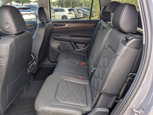 New 2026 Volkswagen Atlas SE image 15