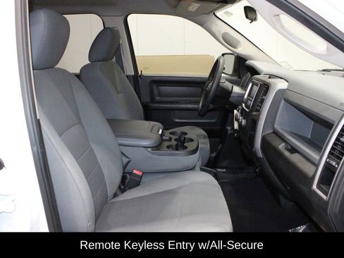 Used 2018 RAM 1500 Express w/ Express Value Package image 18