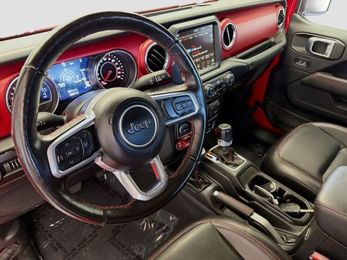 Used 2021 Jeep Gladiator Rubicon image 7