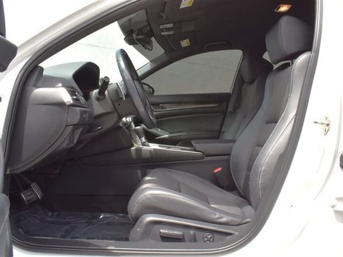 Used 2020 Honda Accord Sport image 10