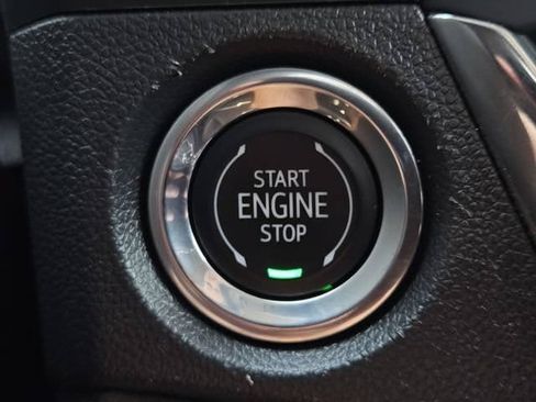 Used 2025 Buick Encore GX Preferred AWD/4WD image 20